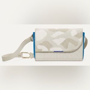 Rothy’s The Belt Bag, Khaki Camo